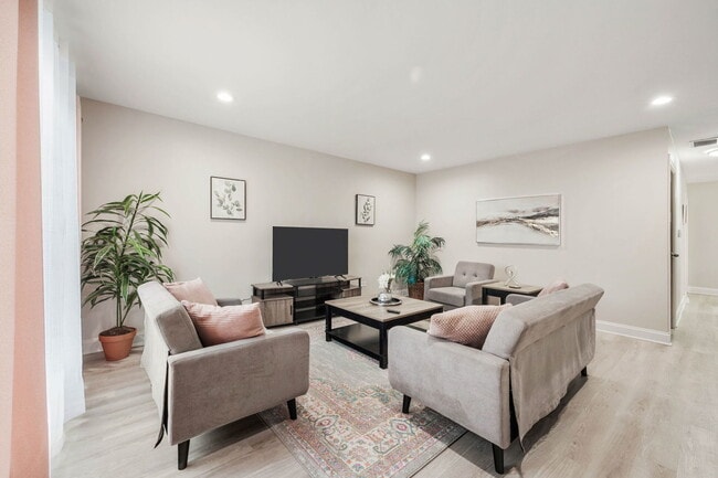 Photo - 10907 S Normandy Ave