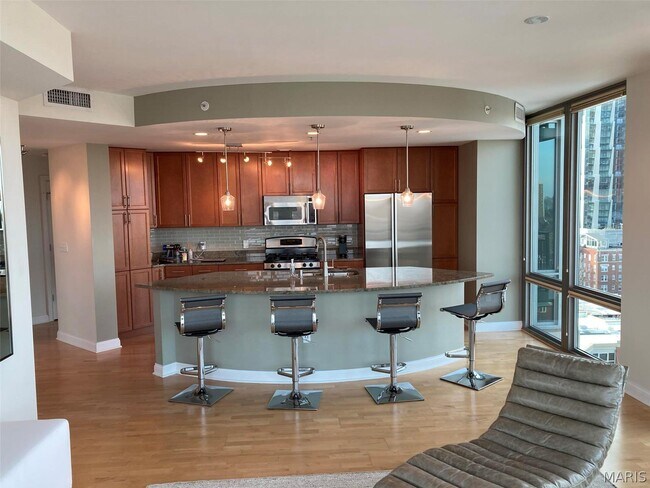 Photo - 4909 Laclede Ave Unit 1204