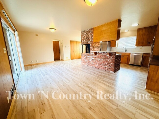 Photo - 3 Bedroom South Salinas Home!