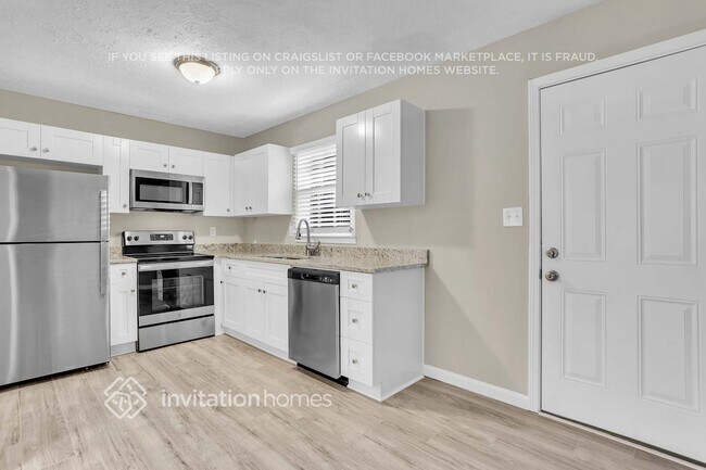 Photo - 4891 Lehigh Dr