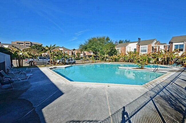 Photo - 10104 Waterstone Dr