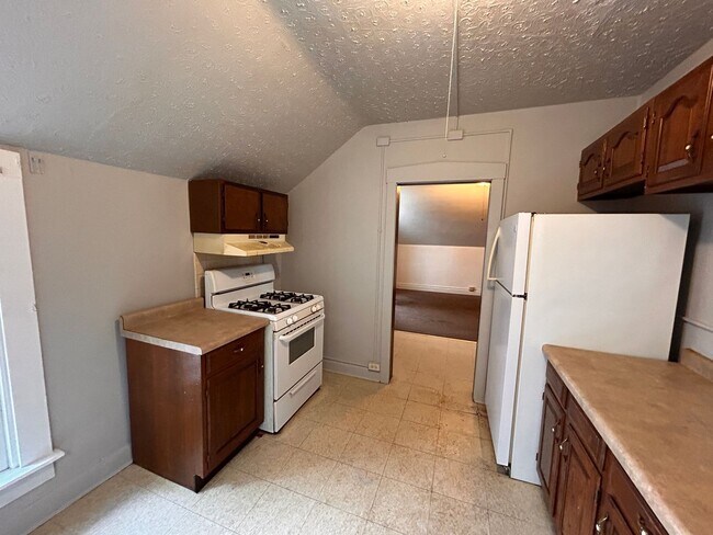 Photo - 1458 W 3rd St Unit 1458 1/2