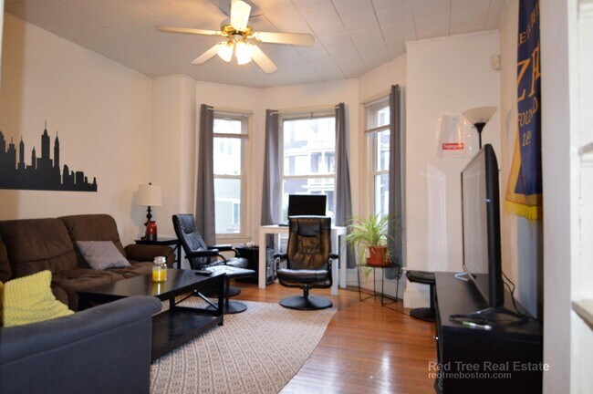 Photo - 216 Freeman St