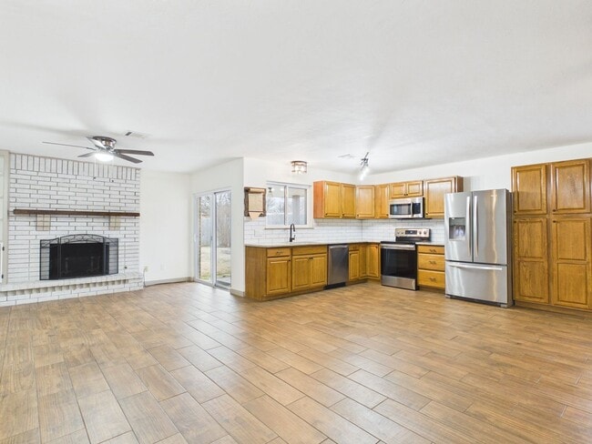 Photo - 5222 NW Ashby Ave