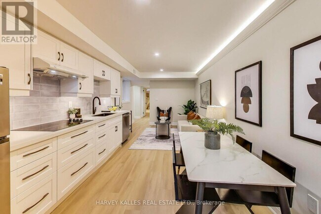 Photo - 21 Rolyat St