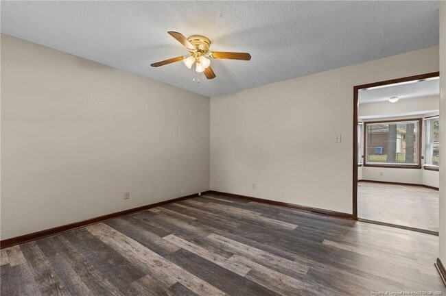 Photo - 6673 Vaughn Rd