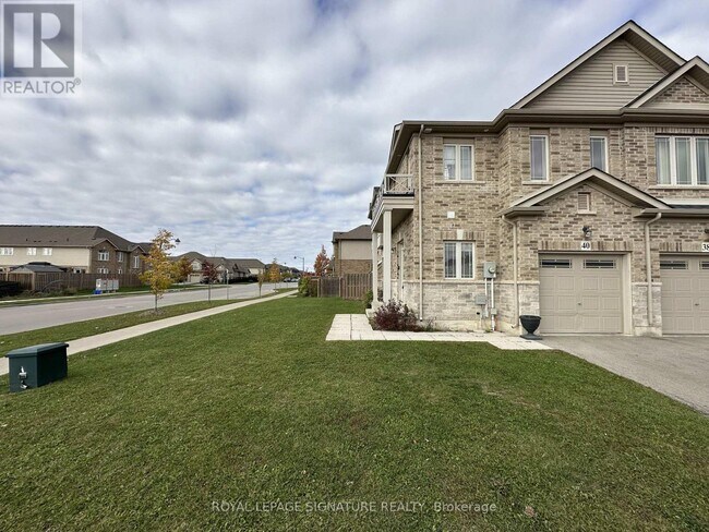 Photo - 40 Kingsborough Dr