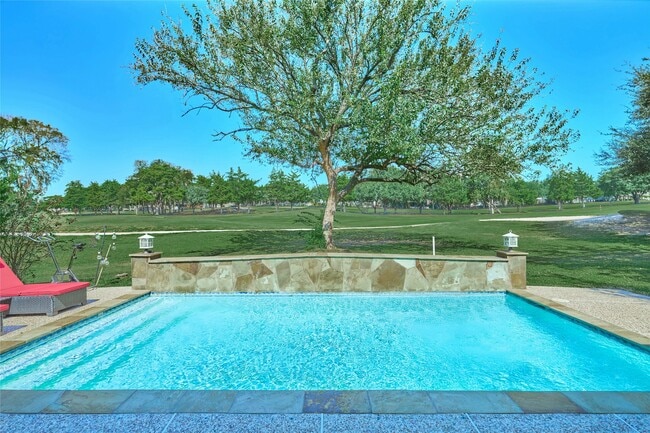 Photo - 121 April Waters Dr N