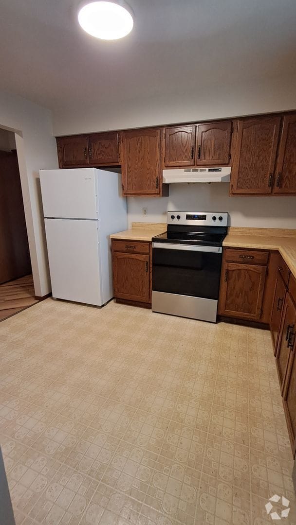 Building Photo - 6006 Boxwood Dr Unit 3 Rental