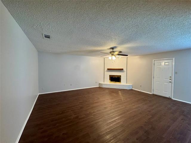 Photo - 5915 Willow Crest Dr