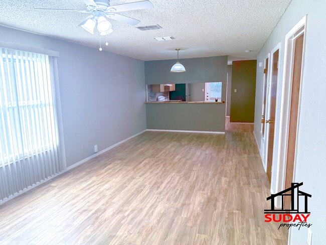 Photo - 209-209 Fletcher Dr Unit 207-D