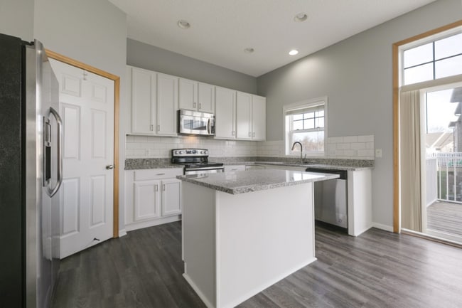 Photo - 5030 Fountain Lane N Townhome