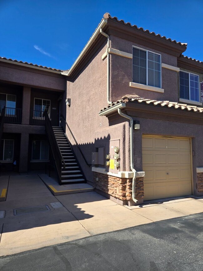 Photo - A hard to find 2 Bedroom + A Den with a On...