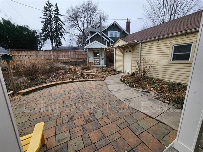 Photo - 2551 Worthington Ave