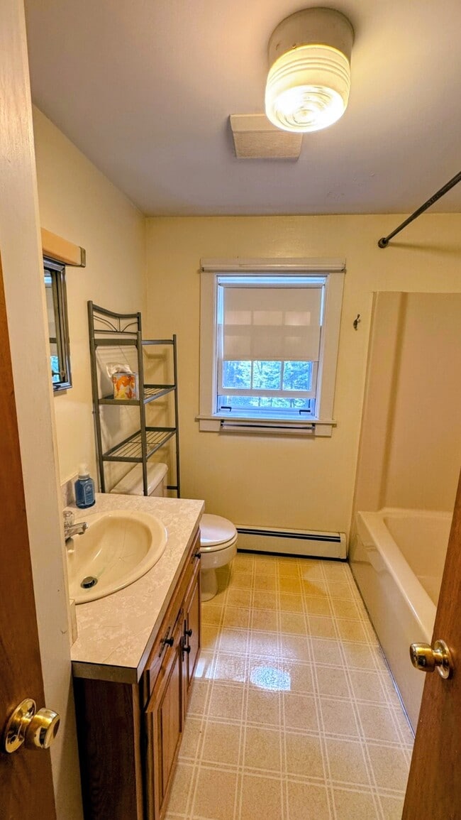 38 Diamond Dr