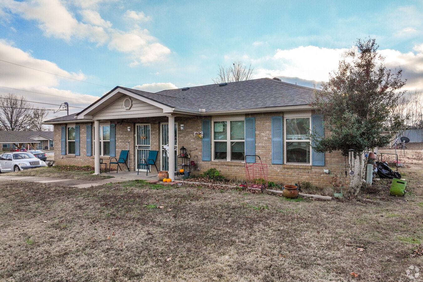 Photo - Eaglewood 8 Apartments