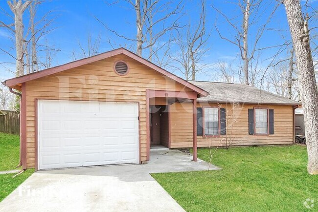 Building Photo - 401 Hemlock Dr Rental