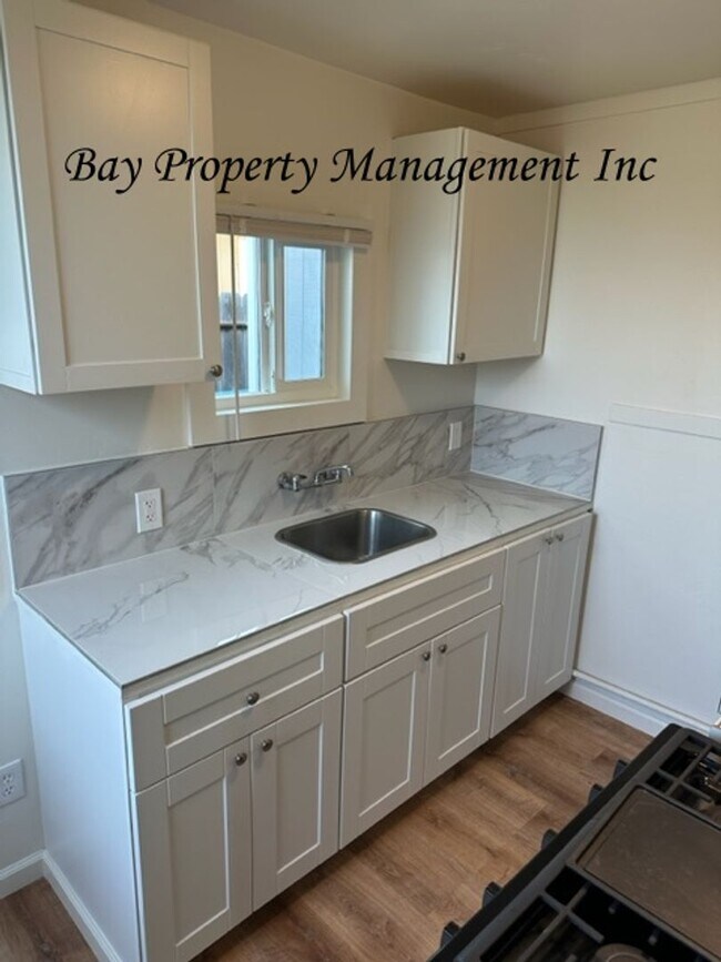 Photo - SECO12 Unit SECO12 1/2 RU