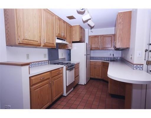 Photo - 280 Beacon St Unit 8