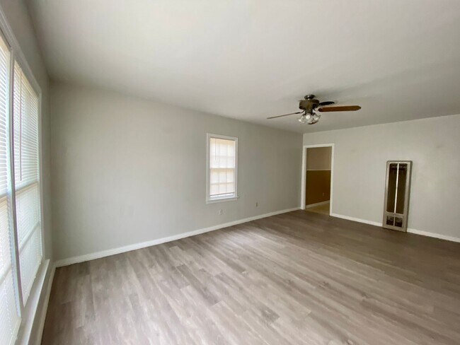 Photo - 2308 38th St