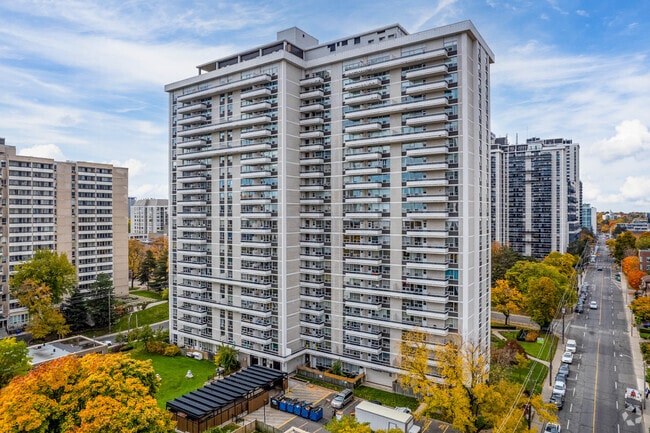 Building Photo - 200 Balliol St