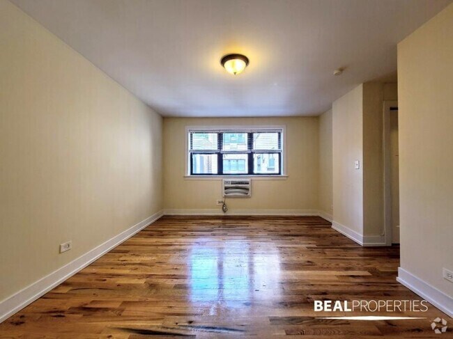 Building Photo - 0 bedroom in CHICAGO IL 60614 Unit 207 Rental