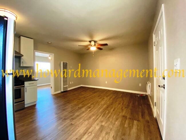 11415 Venice