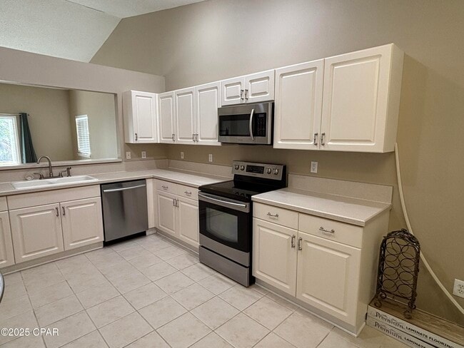 Photo - 110 Covington St