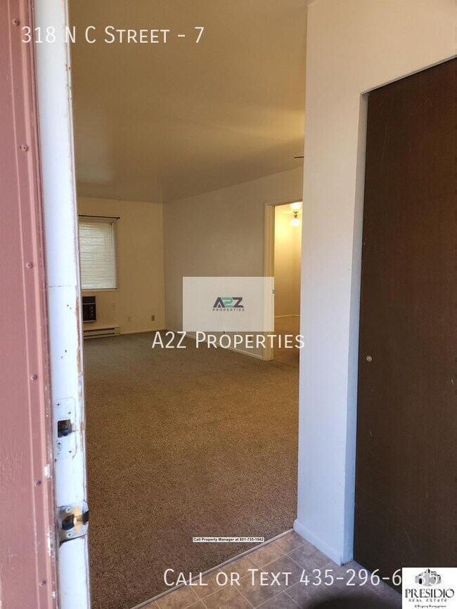 Photo - 318 N Center St