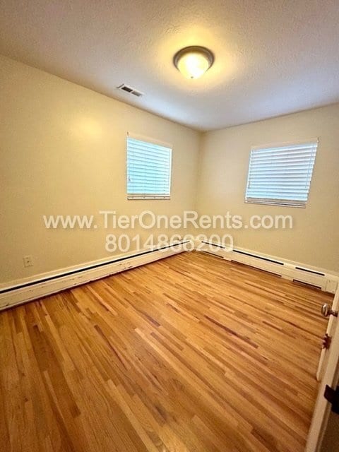Photo - This property offers a NO DEPOSIT option available for qualified renters!