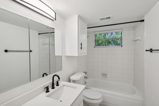 Photo - 4321 Cole Ave