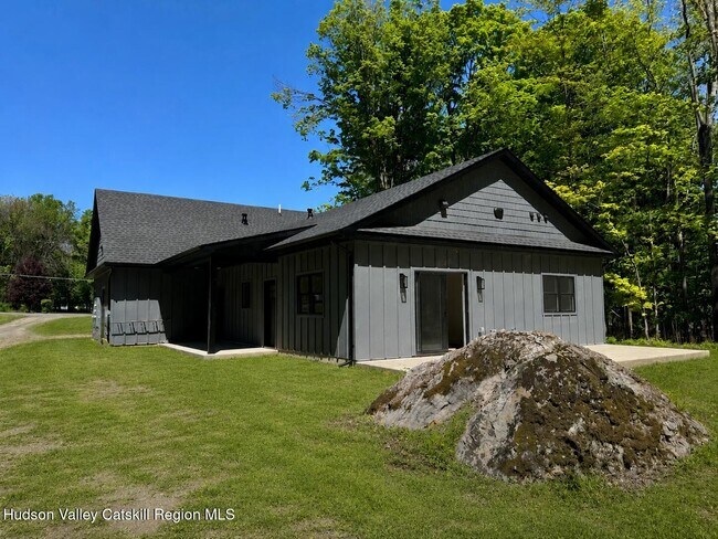 Photo - 651 Granite Rd