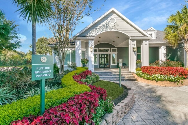 Building Photo - Sandestin at Pearland