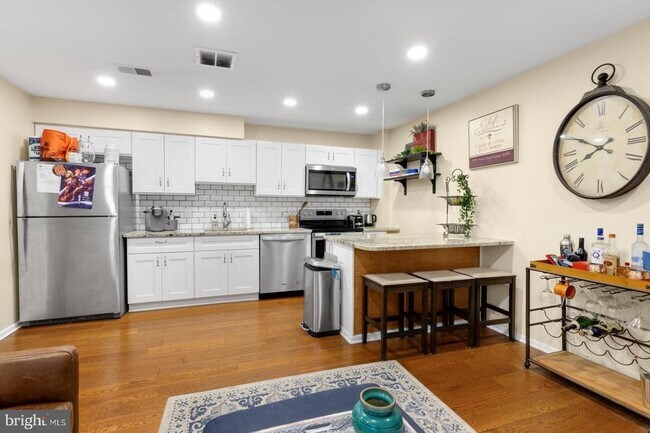 Building Photo - 306 W Wildey St Unit A Rental
