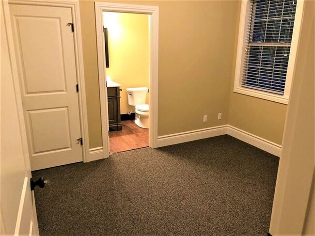 Photo - 4 Bed 4 bath Close to OSU