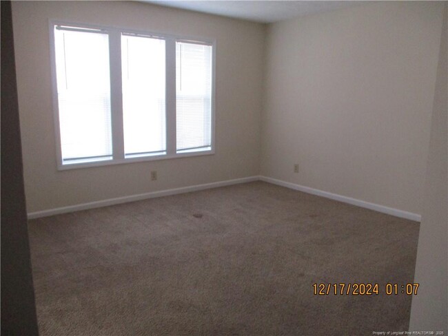 Photo - 974-974 Stewart's Creek Dr Condo