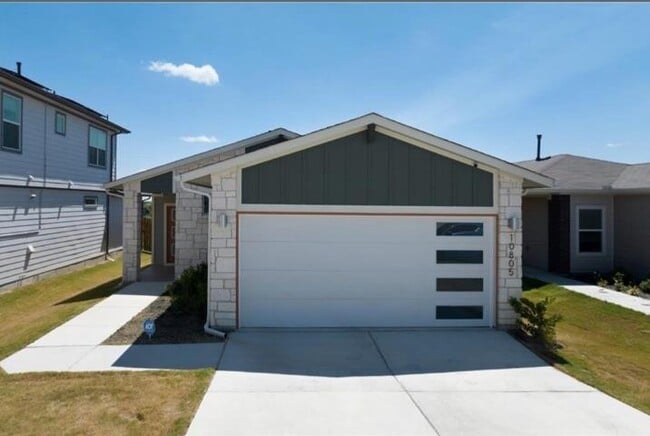 Photo - 10805 Meris Ln