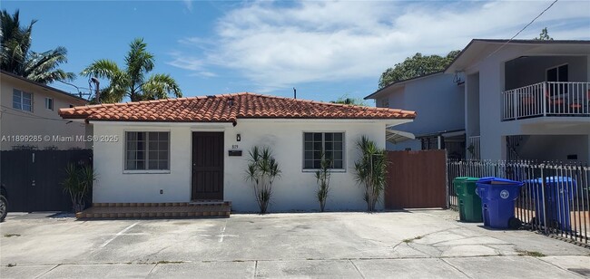 Photo - 819 NW 22nd Pl Unit 819