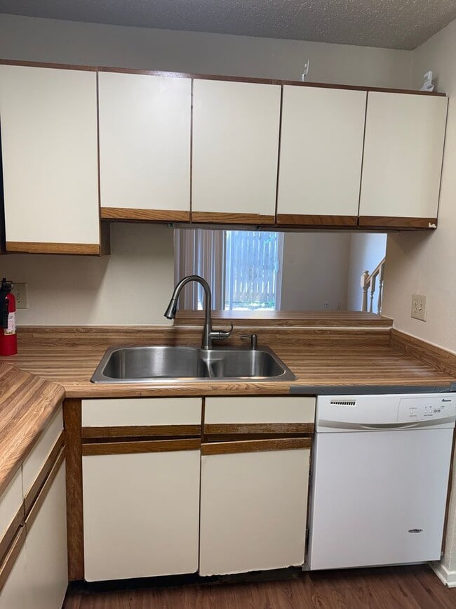 Photo - Mesquite Ridge Townhomes Unit 602 W. Collins Street
