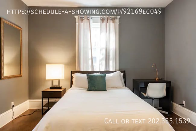 Photo - 1120 Snyder St NW