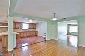 Photo - 2428 Maple St