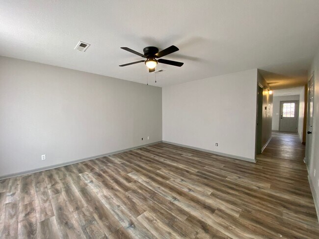 Photo - 268 Executive Ave Unit 268 Executive Ave #A