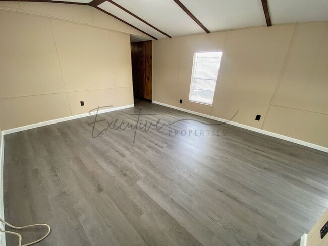 Photo - Affordable 2BR / 1BA in Sulphur, LA | Water, Trash & Lawn Care Included Unit 8