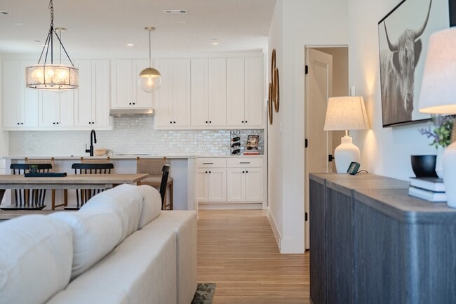 Building Photo - 7207 Gaston Ave