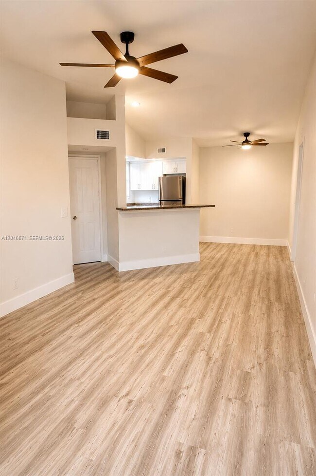 Photo - 13060 Vista Isles Dr Unidad 227