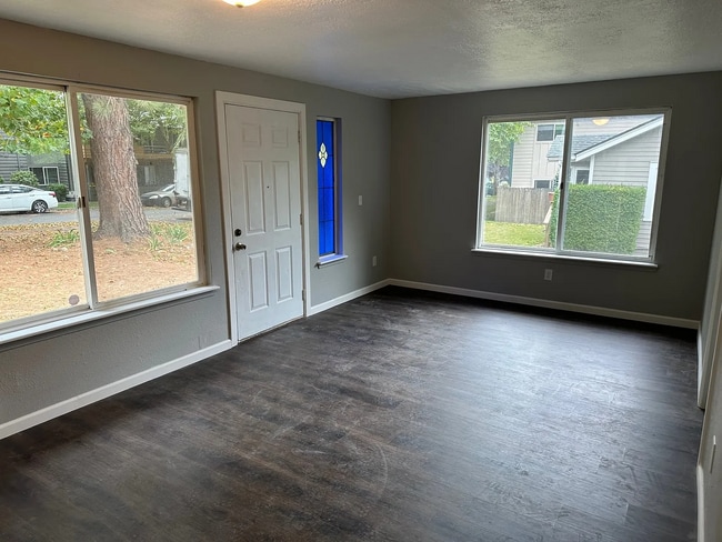 Photo - 2431 Toledo St Unit #3