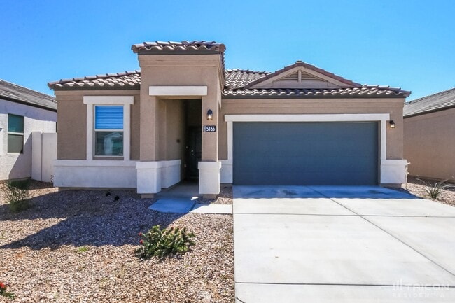 Photo - 5165 E Sharbel Rd House