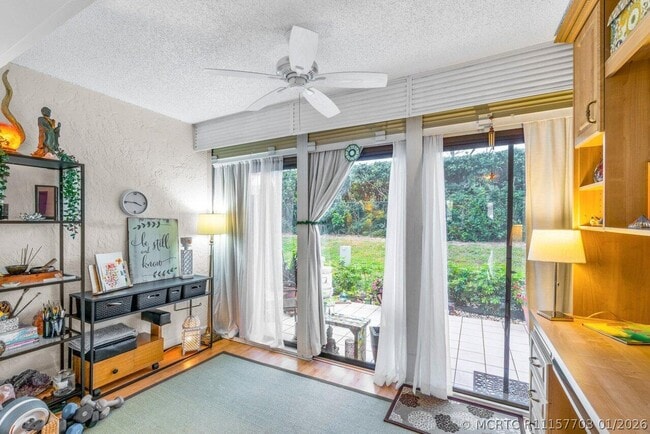 Photo - 18855 Candlewick Dr