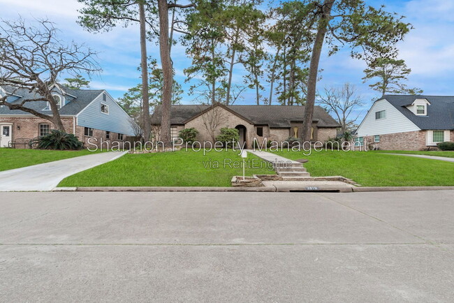 Photo - 3810 Glenheather Dr