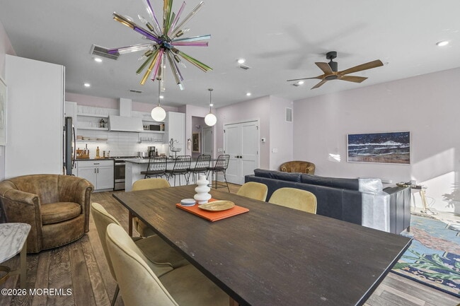 300 Asbury Ave Unit 14